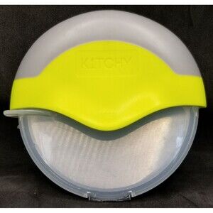 Kitchy Pizza Cutter Wheel with protective sheath
